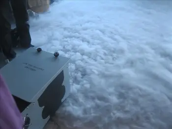 Бесплатная доставка Потрясающая Непрерывная Машина для туманообразования в низинах мощностью 3000 Вт с Маслом и замороженным льдом (не нужен CO2 сухой лед) Сценическое оборудование