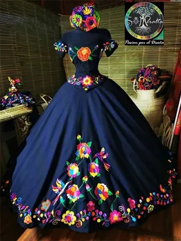 Мексиканские пышные платья с открытыми плечами, темно-синее платье принцессы с вышивкой для выпускного вечера, шнуровка, бант, цветы, платье Принцессы Sweet 15 16
