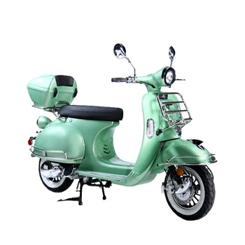 продается дешевый 4-тактный мотоцикл с 2-колесным двигателем карамельного цвета мощностью 125 куб.см 200 куб.см, большой объем 5,7 л